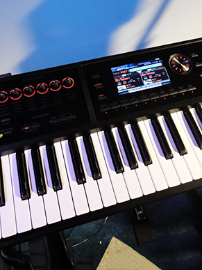Roland FA-06/08 ゼロから音楽を生み出す新しいワークステーション