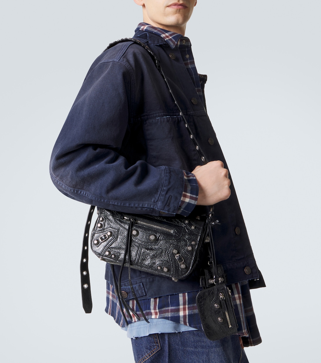 Le Cagole XS leather crossbody bag in black - Balenciaga | Mytheresa