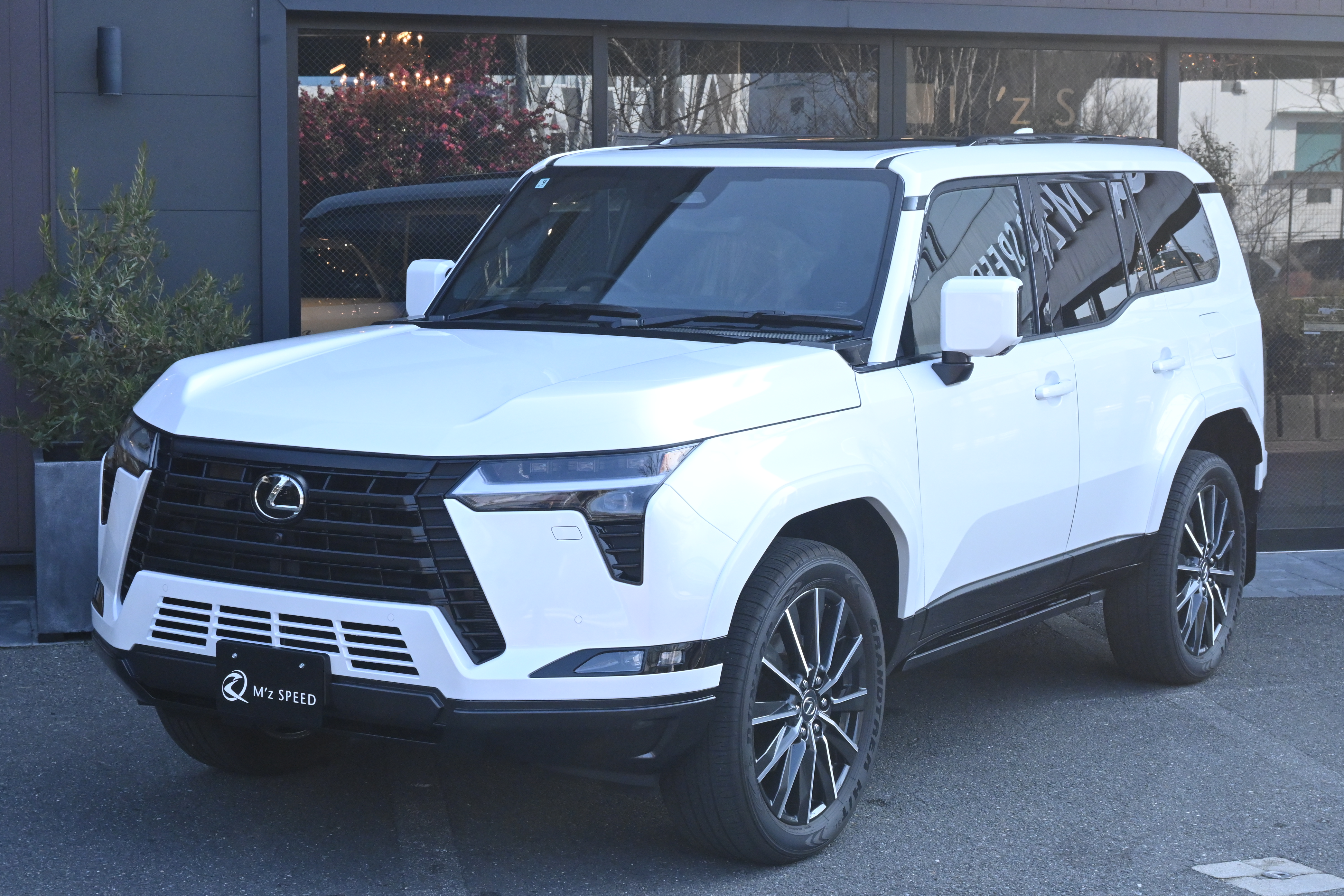 M'z SPEED 新車カスタムコンプリートカー | LEXUS GX550 LUV LINE