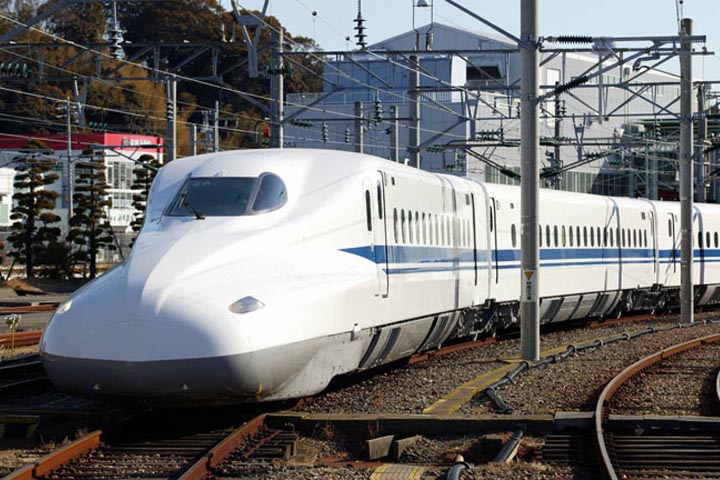 ○JR東海N700系新幹線