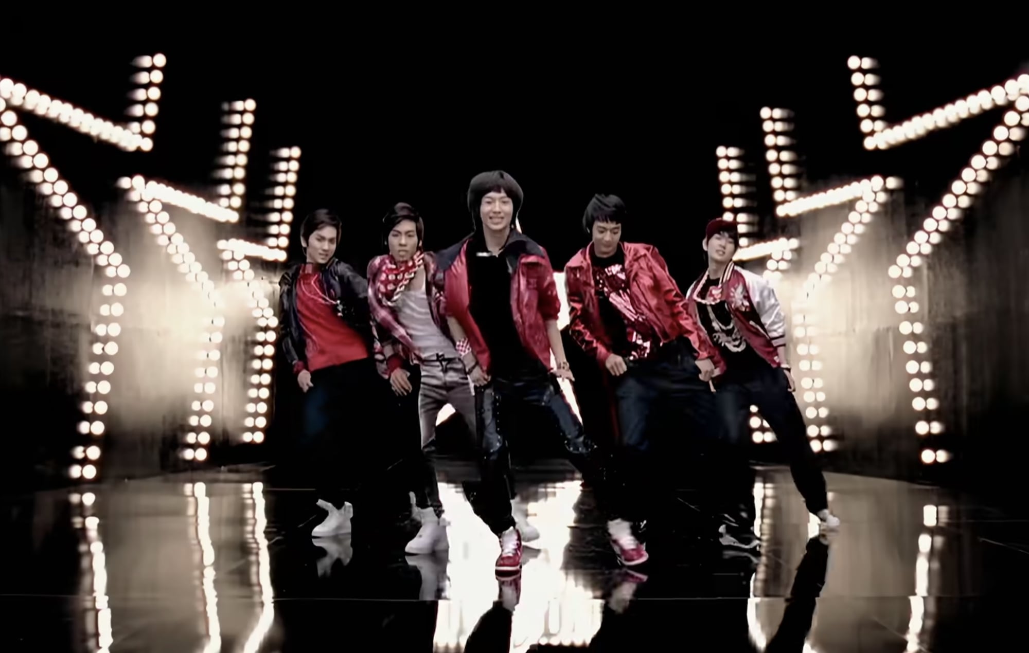 Watch the remastered music video for SHINee's debut single 'Replay