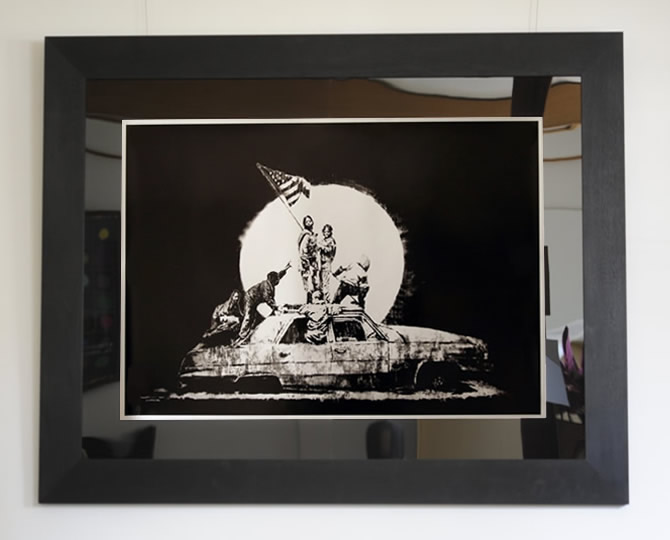 FLAG - Banksy（バンクシー）のグラフィティアート作品を販売 ー