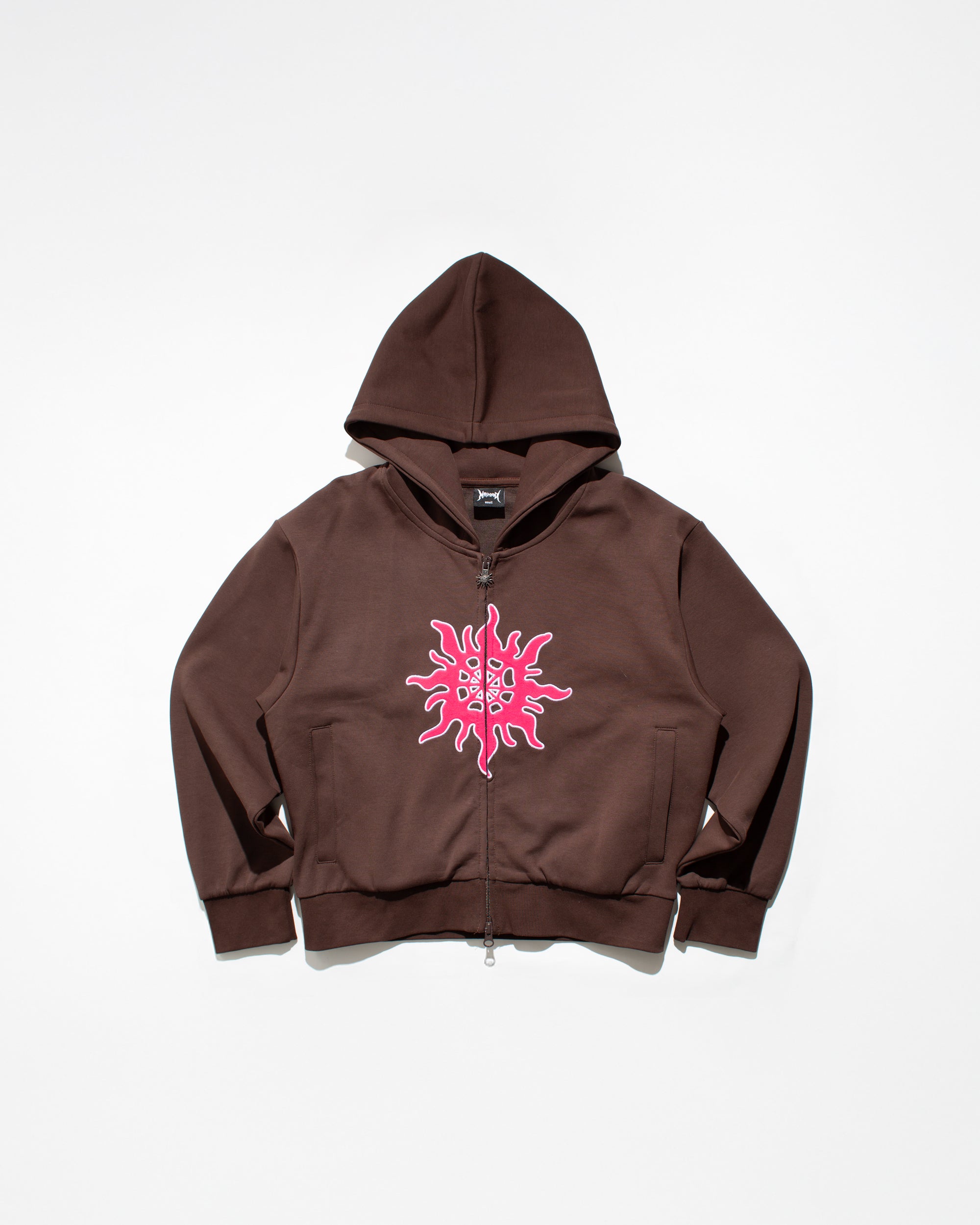 予約商品】ZIP HOODIE - BROWN – NOREMID