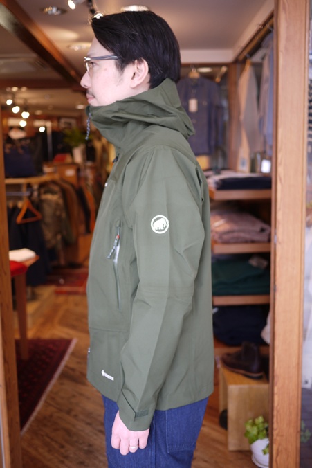 ノーザンアイランド / MAMMUT 