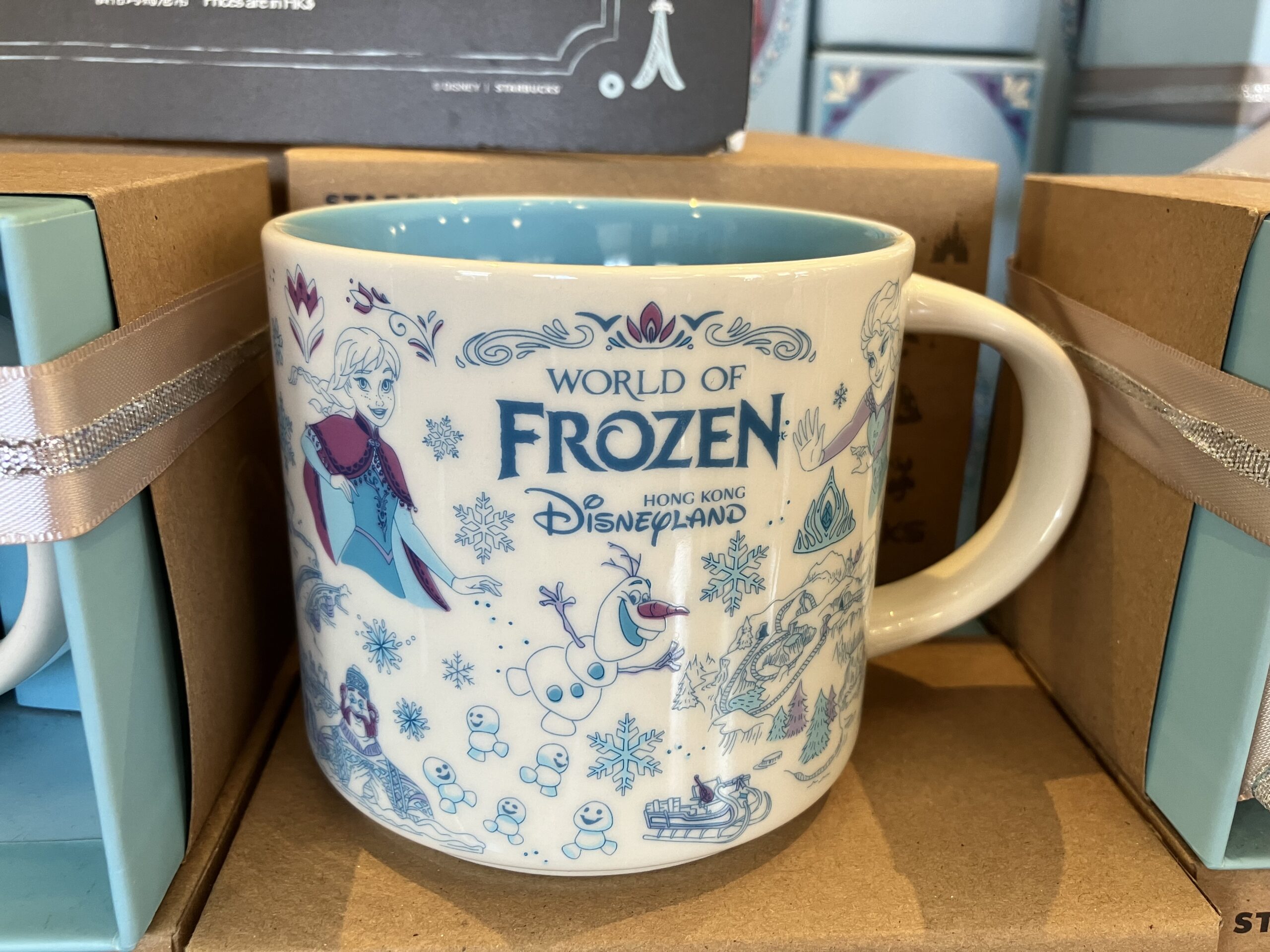 香港ディズニー】スターバックスのアナと雪の女王、カップが登場