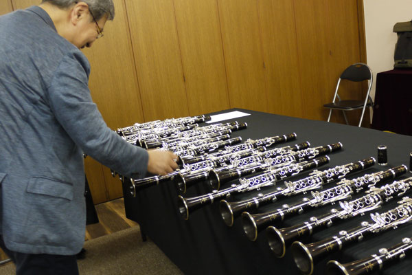 クラリネット選定ポイントは？横川先生インタビュー｜ 管楽器専門店