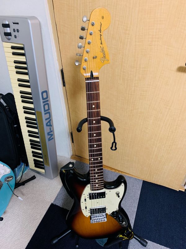 カッコいエレキギターの登場です！【FENDER/Mustang Special Pawn Shop