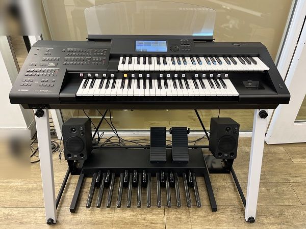 持ち運び便利！ヤマハのエレクトーンELC-02（中古）入荷のお知らせ