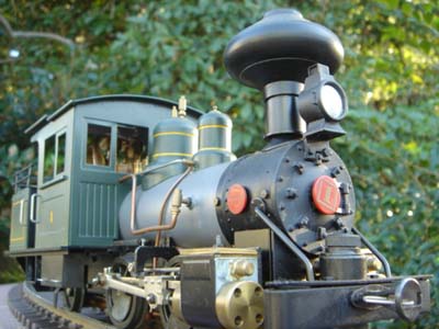 浮遊工作室(機関車製作部)