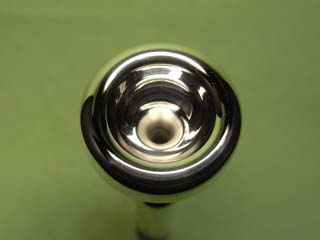 ジャルディネリ 新品トランペットマウスピース 6M