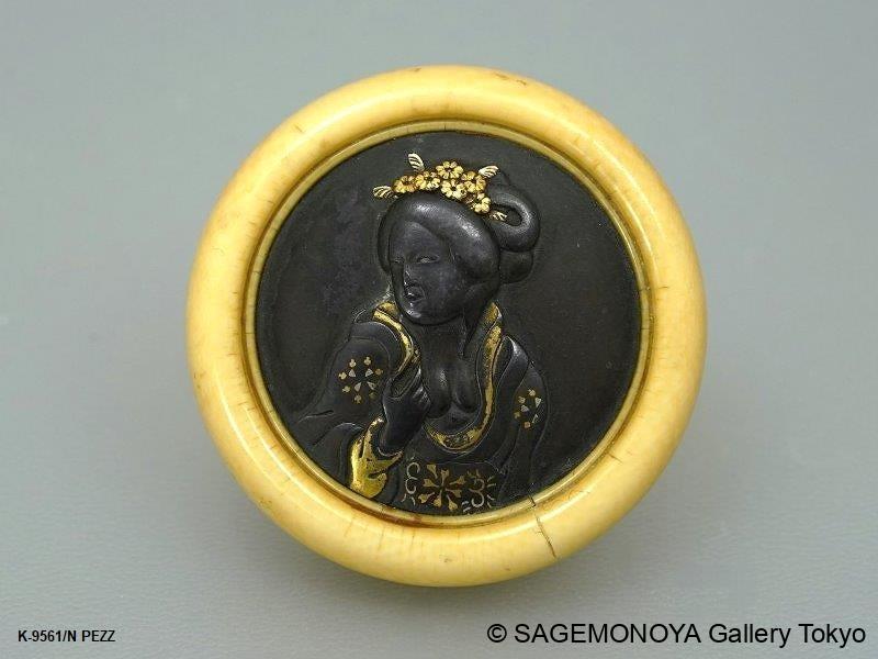 Manju,Ryusa,Kagamibuta Netsuke｜SAGEMONOYA