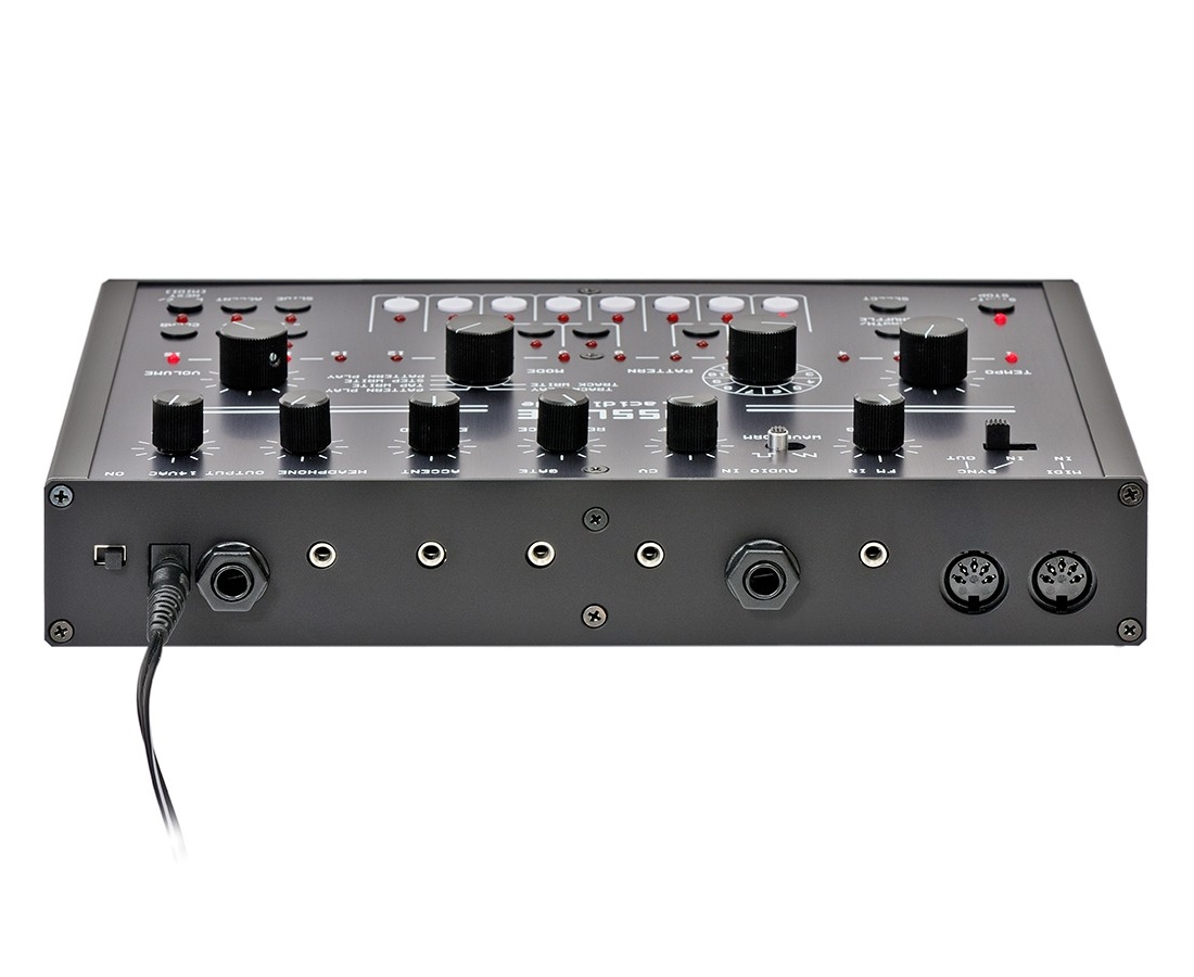 Acidlab Bassline 3 (black) - Analog Synthesizer | da NewGroove.it