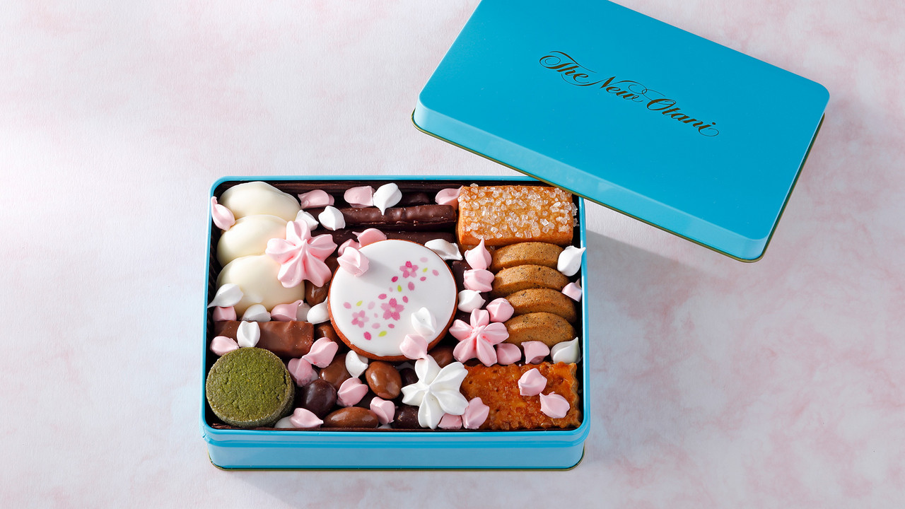 新チョコチップラムレーズンマフィン | パティスリーSATSUKI | ホテル