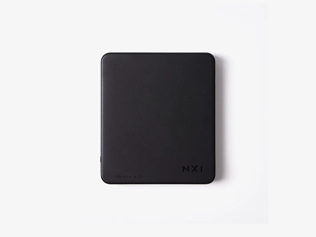 小型静音設計で自由に設置できるベッドルームプロジェクター | NX1