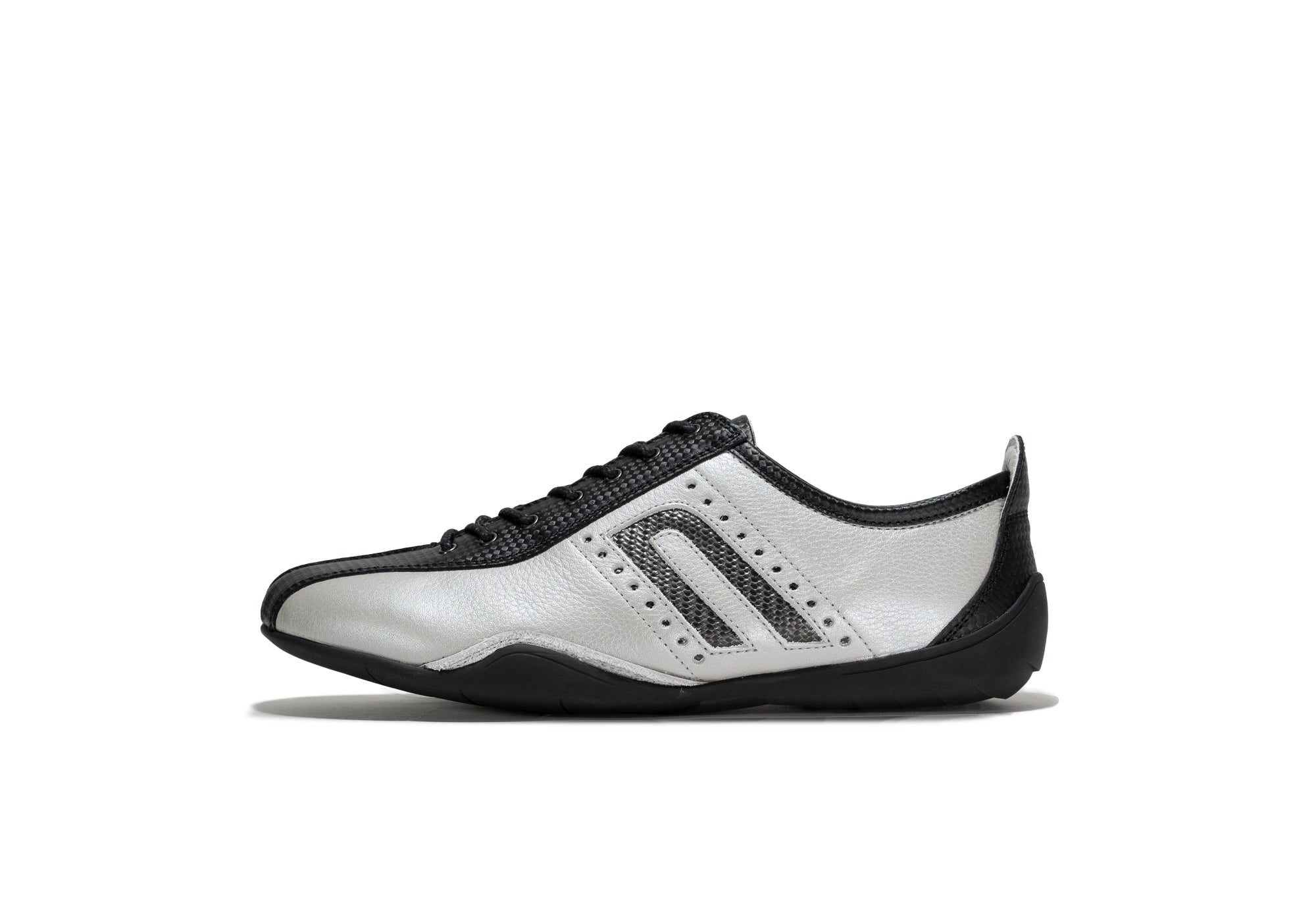 公式】ネグローニ ドライビングシューズ｜イデアコルサ シルバー