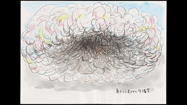 モクモクと広がるきのこ雲。ピンク、銀色、青色に変化し、雲のふちが