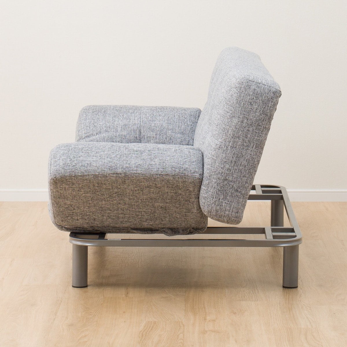 背もたれと肘掛けが動くソファベッド 布張りタイプ (マークスAM GY