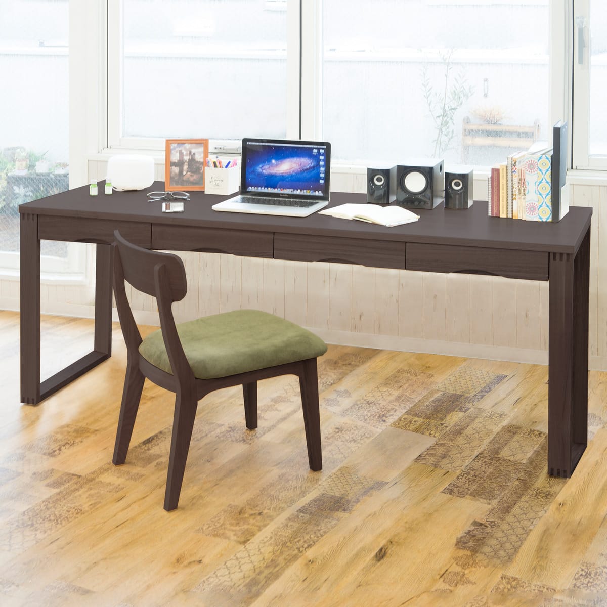 タモ突板の木目がうつくしい天然木デスク 奥行59cm(幅180cm ダーク