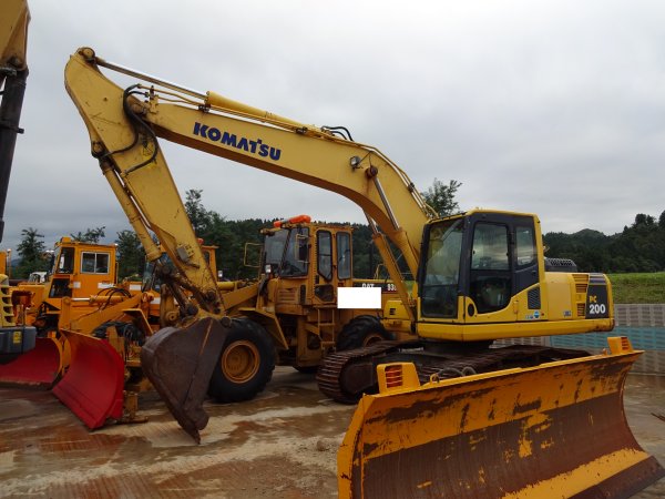 コマツ PC200-8 – 除雪の総合デパート 株式会社ニットク