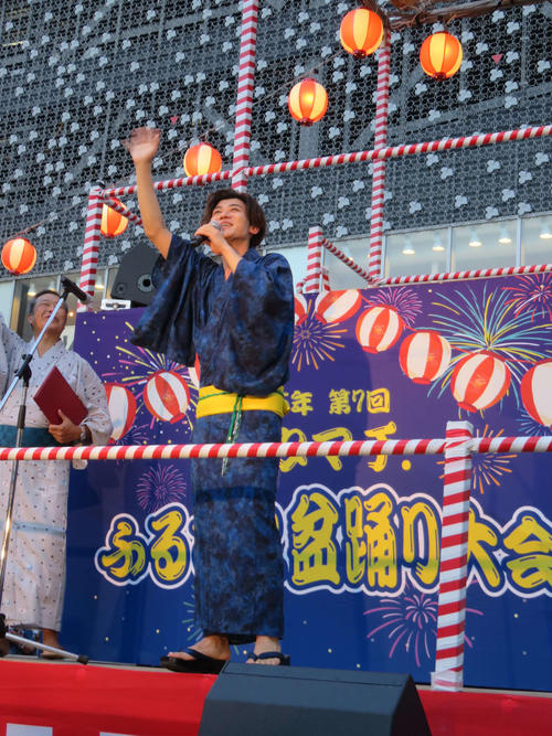 新浜レオン「上野観光大使」任命「人前に立って歌った初めての場所