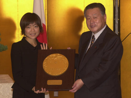 シドニー五輪女子マラソン金の高橋尚子に国民栄誉賞／今日は？ - 社会