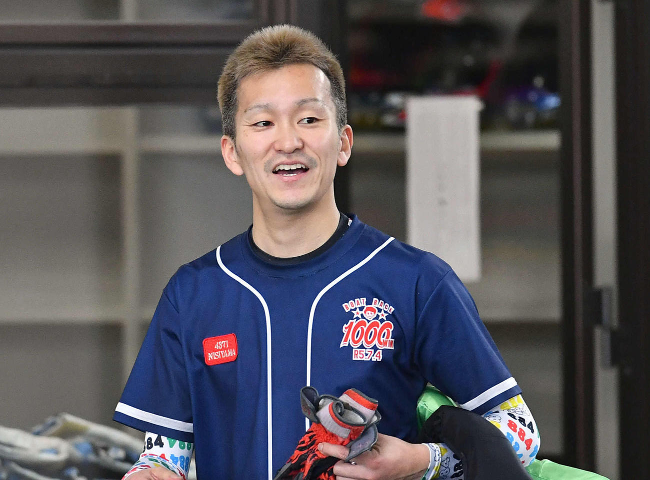 西山貴浩 選手 直筆サイン入りプロペラ 競艇選手 4371 希少 レア 西山