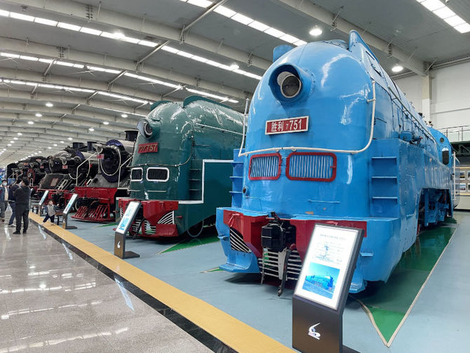 あじあ号」をけん引した蒸気機関車「パシナ」は12両製造され、現存する