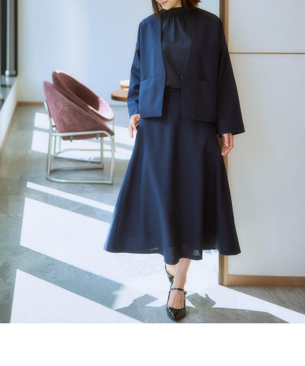 レディーススーツ】ノーカラージャケット3点セットスーツ（ジャケット+