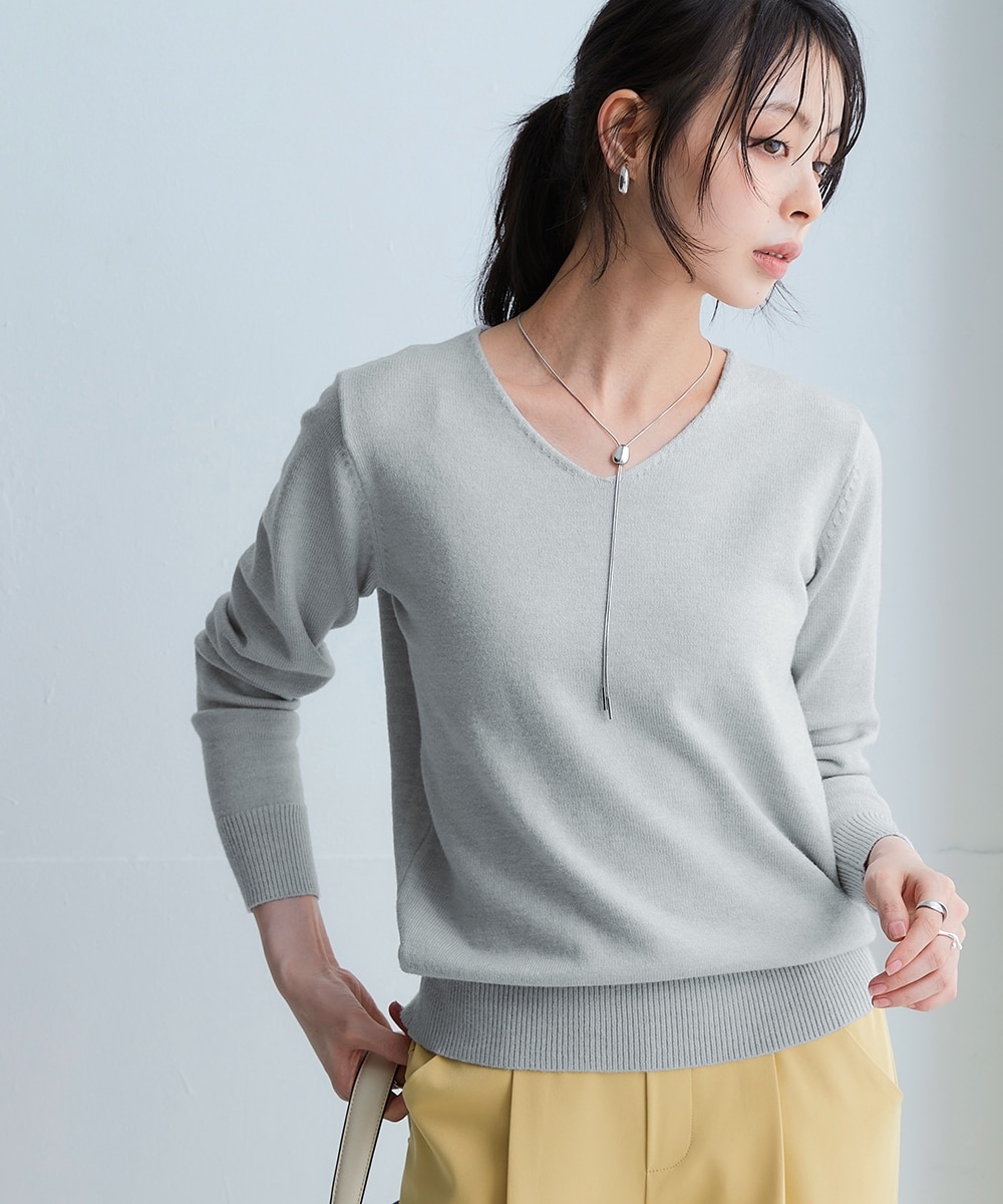 洗えるVネックニット【毛玉になりにくいふんわりもちもち素材