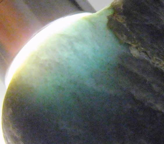 翡翠輝石(青翡翠/海翡翠) 765 糸魚川 - 鉱物標本・隕石標本販売のWeb