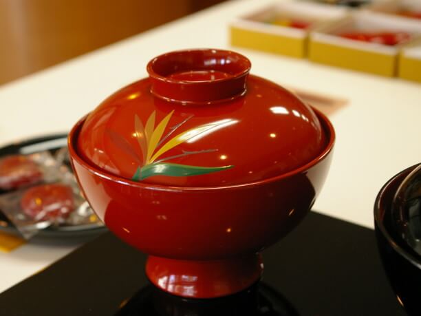 とっておきの沖縄土産に！ヌイムンの漆アクセサリー | J-TRIP Smart