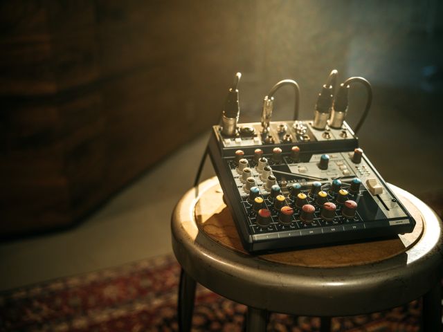 Notepad-8FX | Soundcraft - Professional Audio Mixers | English