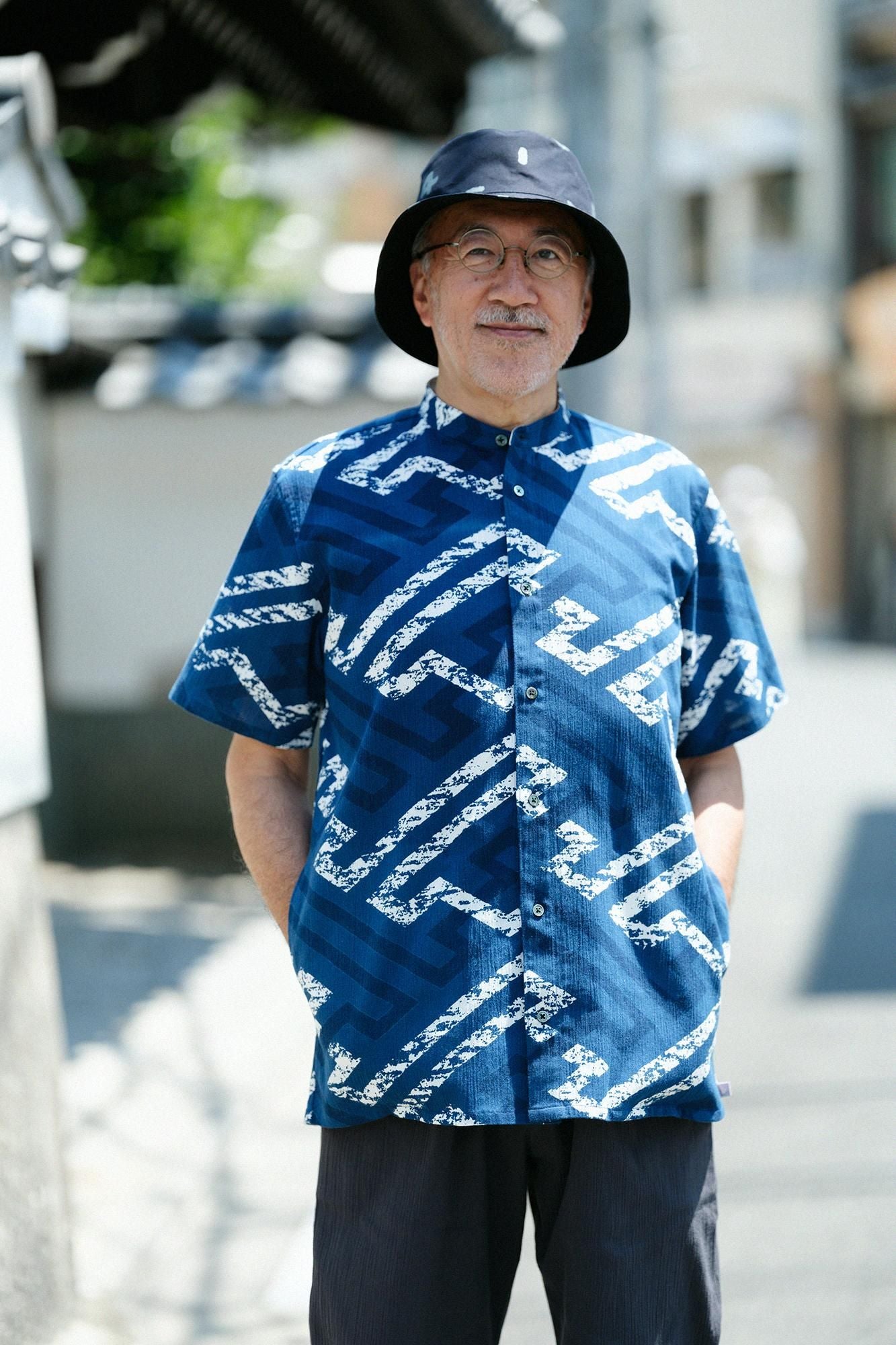 net限定】高島縮 20/20 藍捺染（あいなせん） スタンドカラー半袖