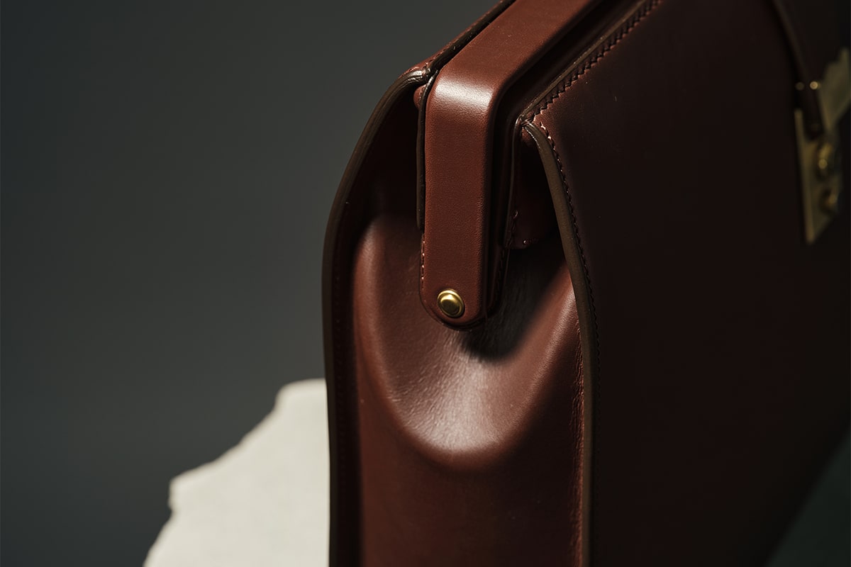 馬具メーカーソメスがつくるダレスバッグ｜エグゼクティブ