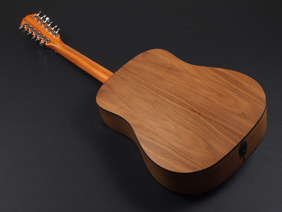 Taylor 150e-Walnut 中古 12弦ギターでありながらストレスを感じ