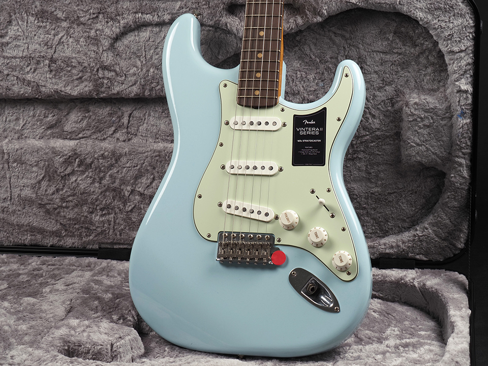 Fender Limited Edition Vintera II Road Worn '60s Stratocaster