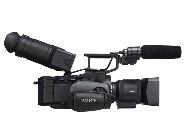 NEX-FS700R/NEX-FS700RH | ラージセンサーカメラ | ソニー