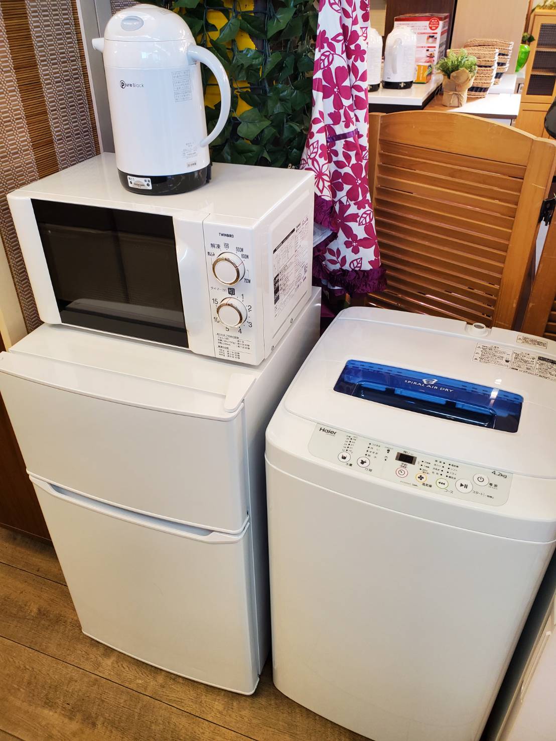 ☆単身者におススメ 2ドア冷蔵庫 4.2㎏洗濯機 家電セット 単機能レンジ