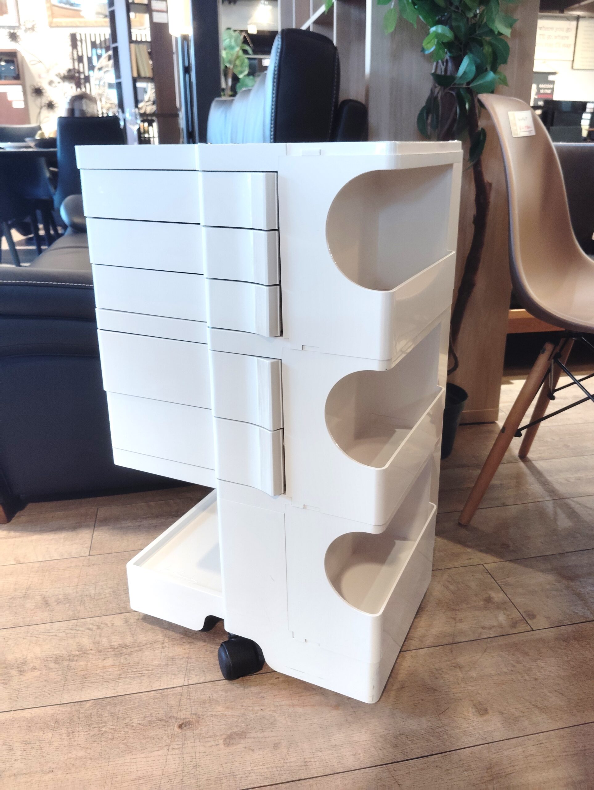 中古品】B-LINE Joe Colombo ホワイト 3段5トレイ 多機能ワゴン デスク