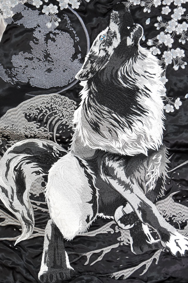 Size XXXL】桜吹雪狼リバーシブルスカジャン 絡繰魂 253009 和柄 和風