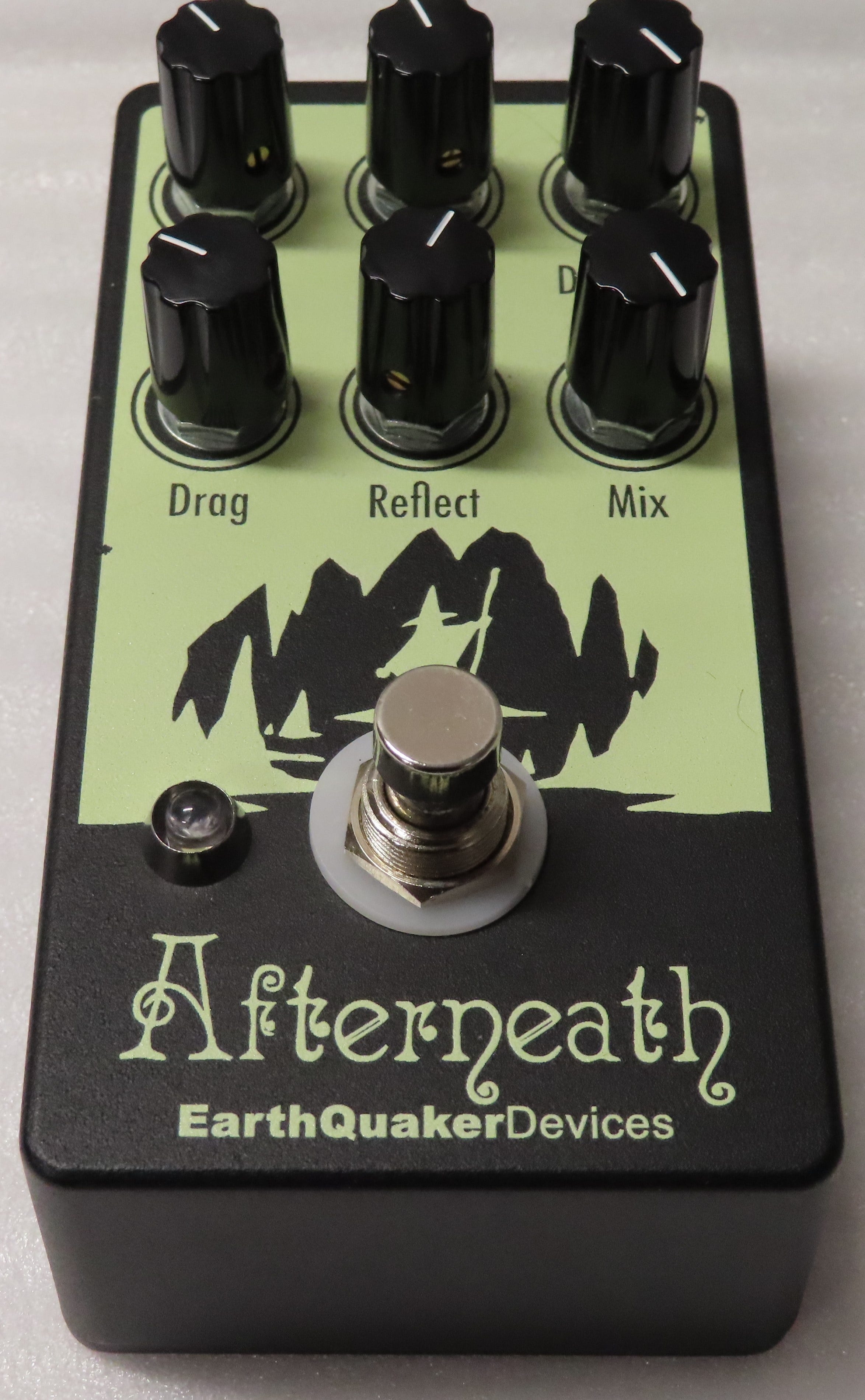 Buy used EarthQuaker Devices Afterneath V2 Otherworldly Reverb