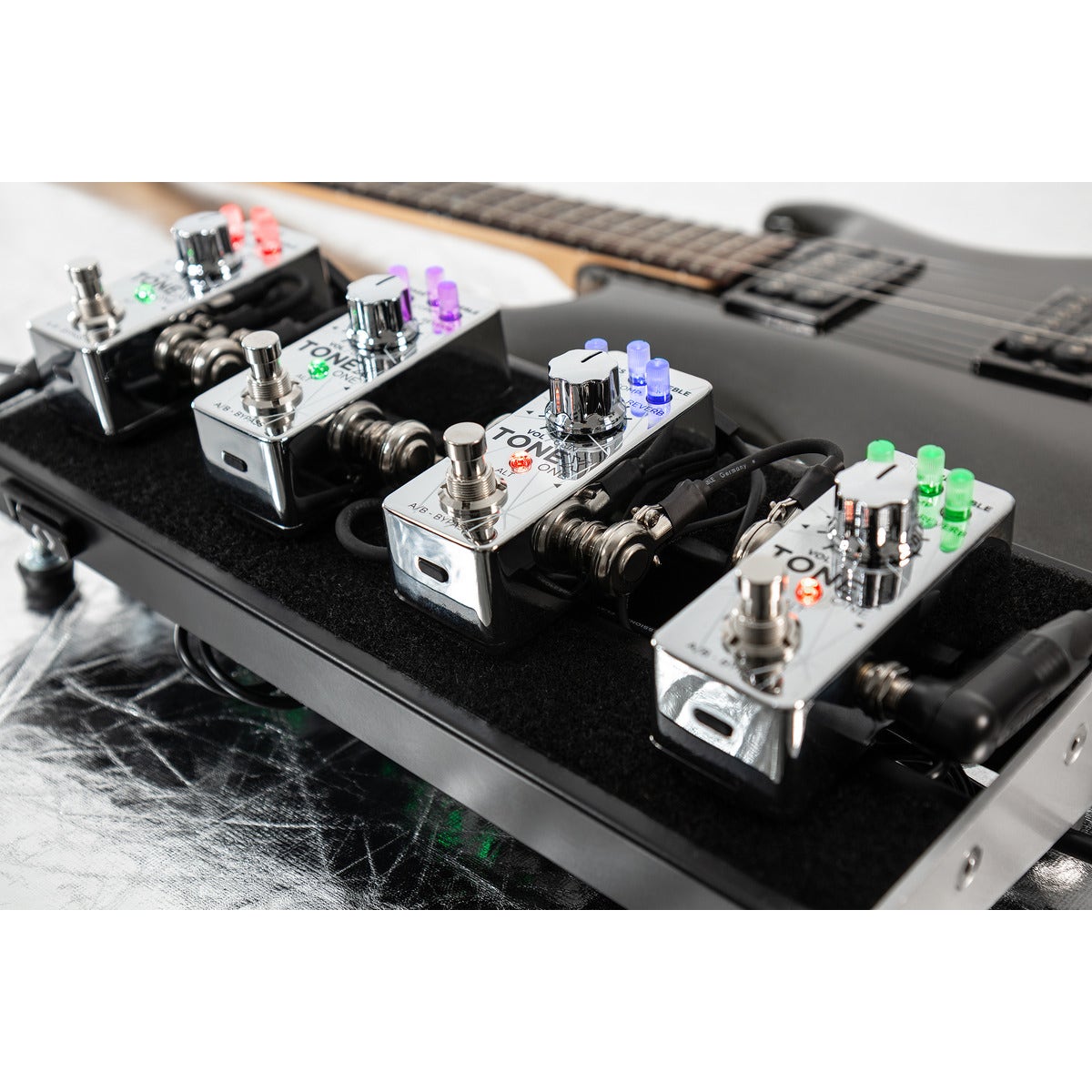 Buy sasku IK Multimedia TONEX ONE Joe Satriani Limited Edition