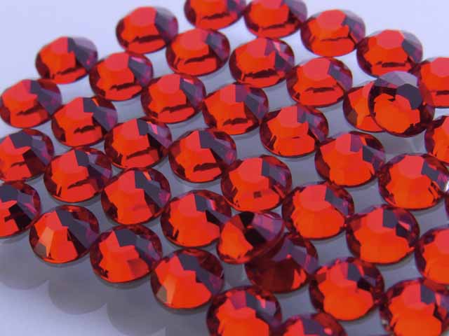 スワロフスキー ライトシャム-#2000 4-ラインストーン・スワロフスキー