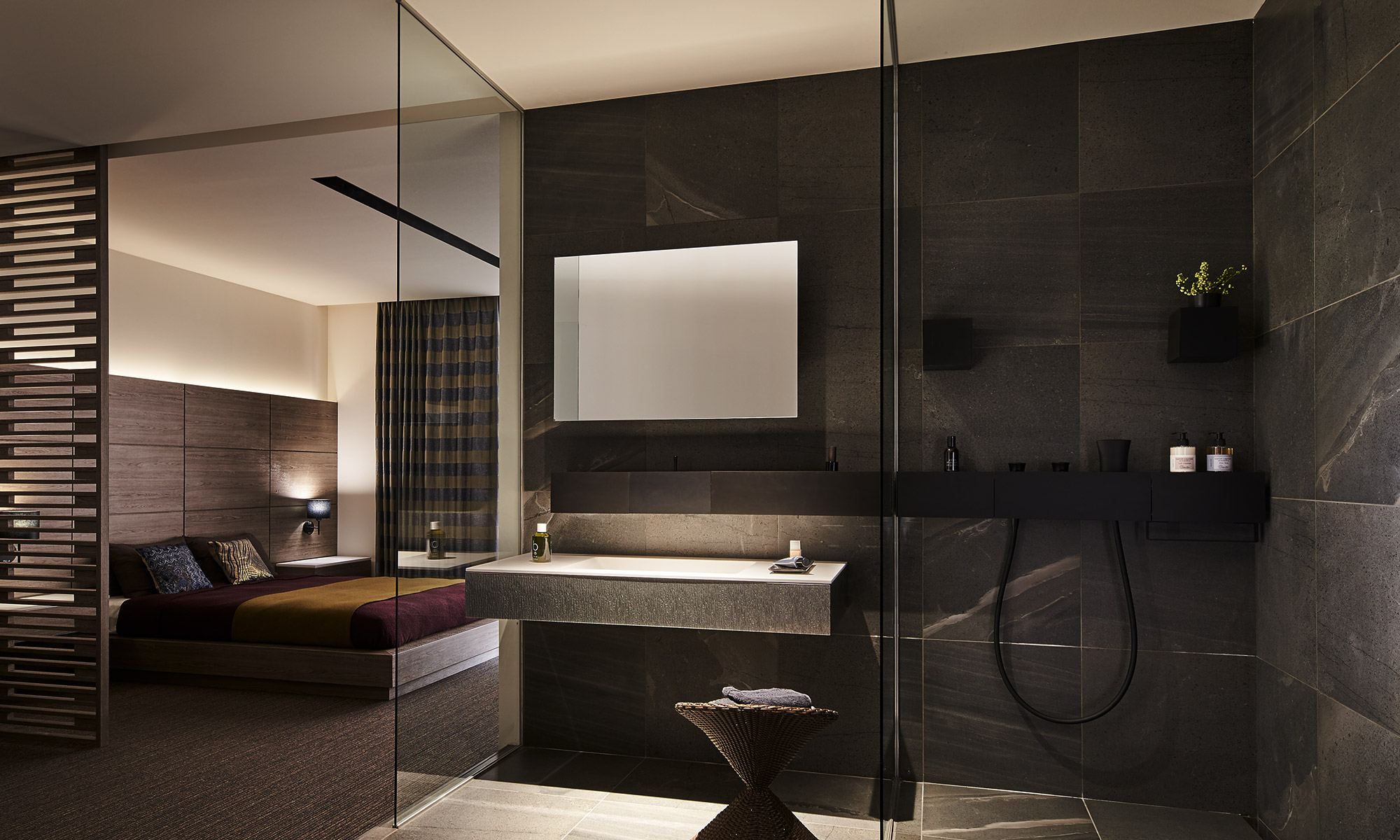 自在パイプ | 商品のご案内 | SANEI｜デザイン性に優れた水まわり用品