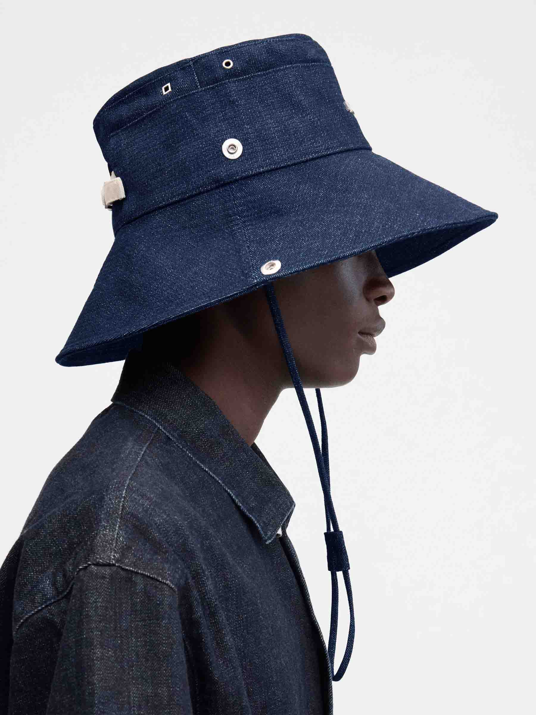 Jacquemus – Jacquemus Le bob de-Nîmes Denim Hat in Barcelona or