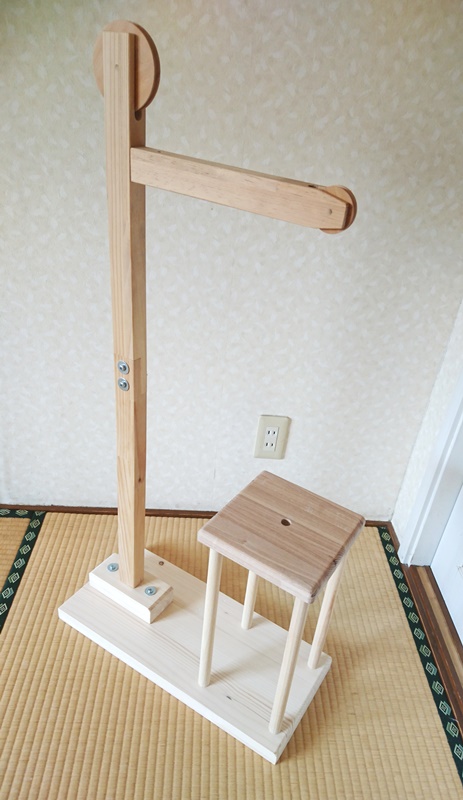 高台と角台～組み紐職人さんの道具～ | 株式会社サラ不動産