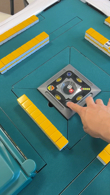 入荷未定>三人用牌寄せ機 ゴッドハンド3【送料無料】 / 全自動麻雀卓