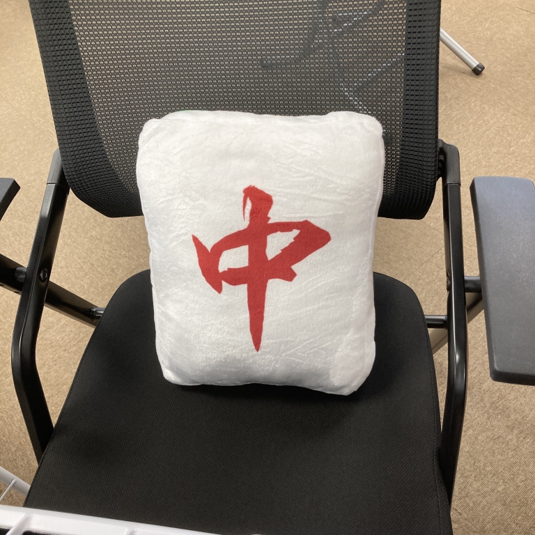 ふかふか麻雀牌クッション4個セット / 全自動麻雀卓、手打ち麻雀卓の