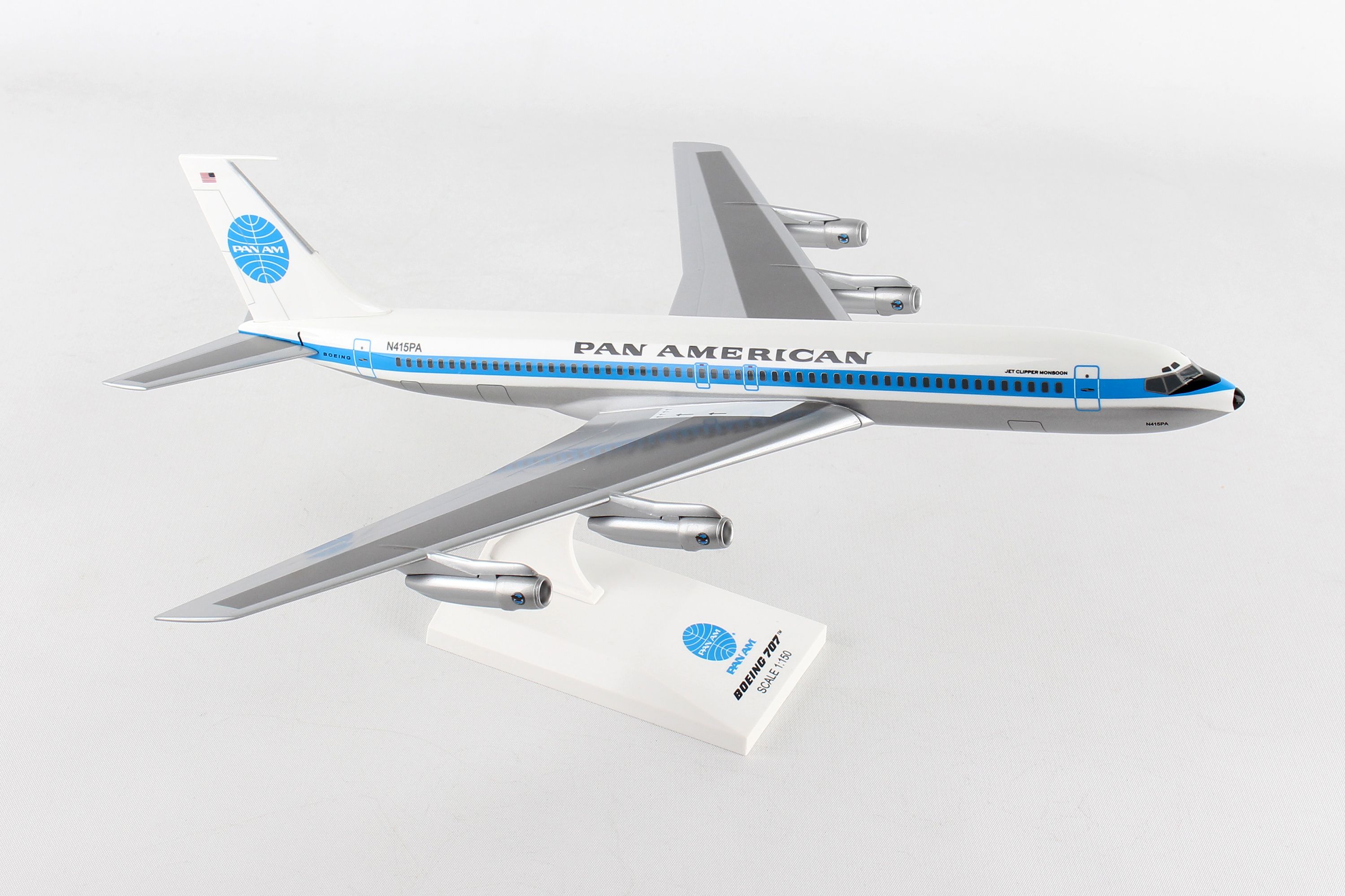 ScaleModelStore.com :: Skymarks 1:150 - SKR877 - Pan American