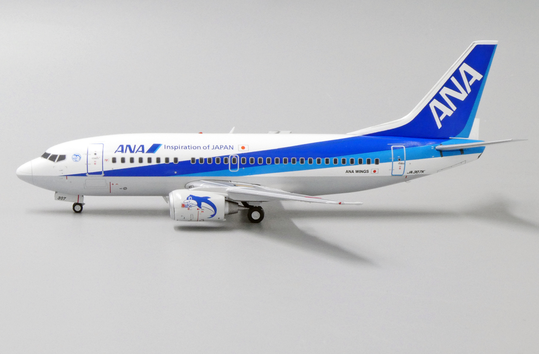 ScaleModelStore.com :: JC Wings 1:200 - EW2735006 - ANA Wings